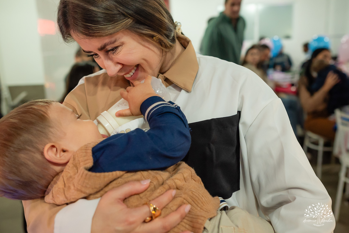 primeiro aninho - fotografia infantil - fotógrafo de aniversário - ensaio de gestante - chá de bebê - família - festa infantil - conexão com o cliente - Antonio Rocha Fotografias - fotografia documental - aniversário 1 ano - ensaio de bebê - Pelotas