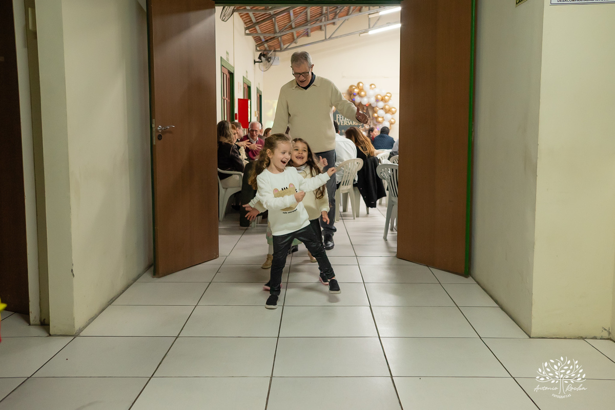 fotógrafo de aniversário - fotógrafo de família - fotografia de eventos - fotógrafo 70 anos - fotógrafo de casamentos - fotógrafo de festas - fotógrafo profissional - Antonio Rocha Fotografias - fotógrafo de aniversários adultos - Pelotas