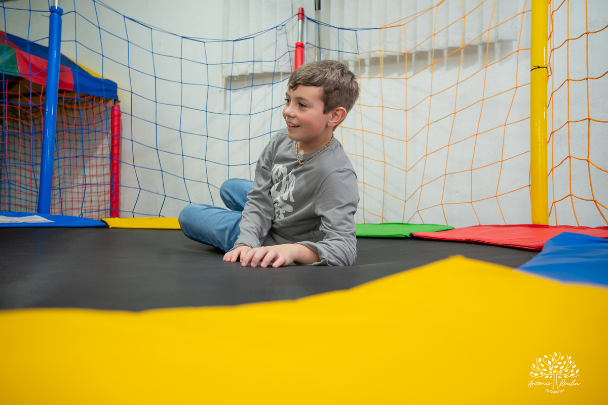 Laura - aniversário - 4 anos - afilhada - dindo - Renata - infância - riso solto - brincadeira - bolo - lembrancinhas - família - amigos - festa intimista - alegria - espontaneidade - fotografias - Antonio Rocha - Renata Dalbann - Pelotas