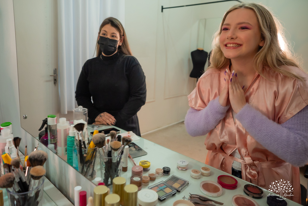 debutante - aniversário de 15 anos - Gabriela - making of - valsa - família - amigos - recepção calorosa - noite inesquecível - emoção - dança - coreografias  - fotografia de 15 anos – Antonio Rocha Fotografias - Pelotas - Las Palmas - Espaço Mayer