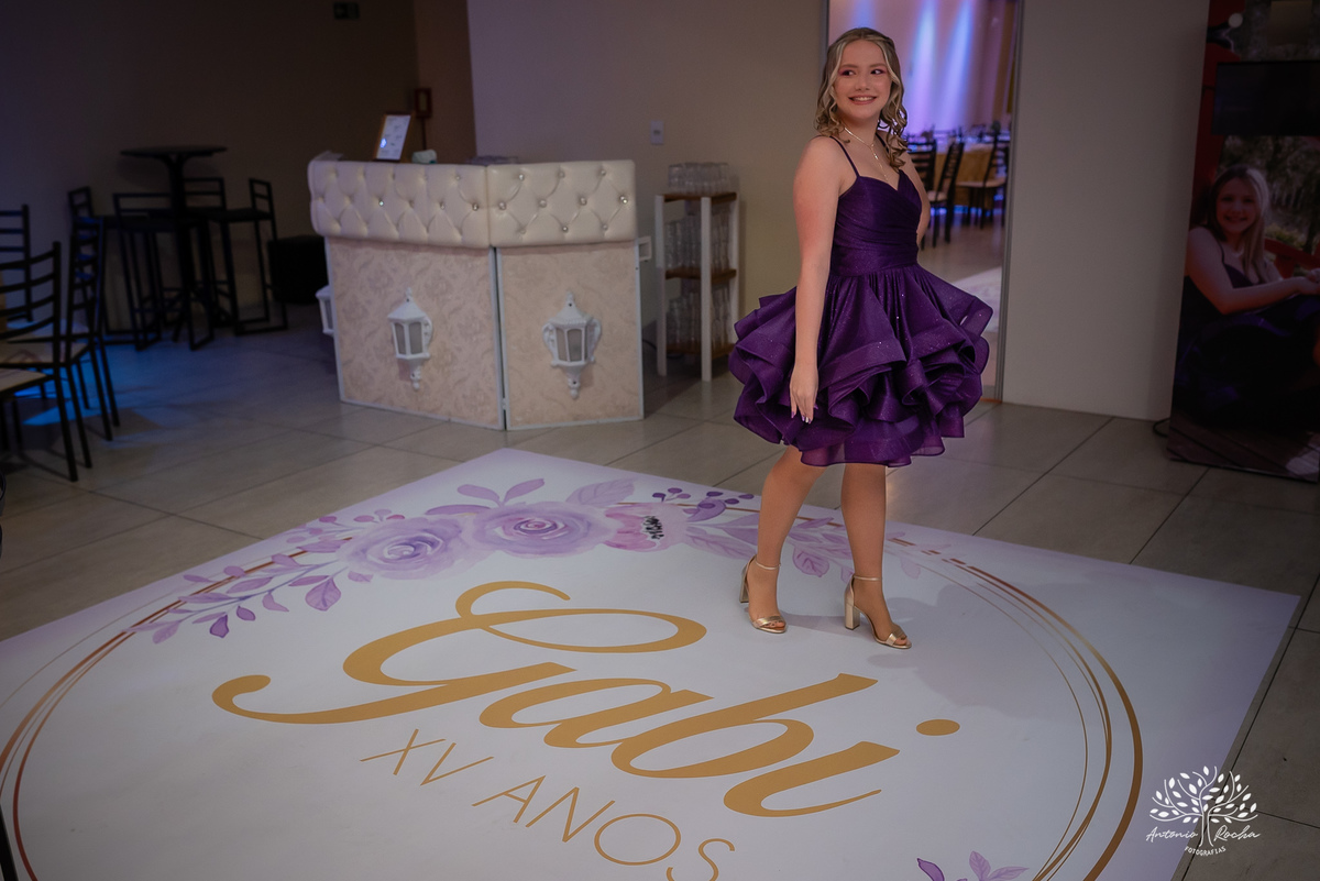 debutante - aniversário de 15 anos - Gabriela - making of - valsa - família - amigos - recepção calorosa - noite inesquecível - emoção - dança - coreografias  - fotografia de 15 anos – Antonio Rocha Fotografias - Pelotas - Las Palmas - Espaço Mayer