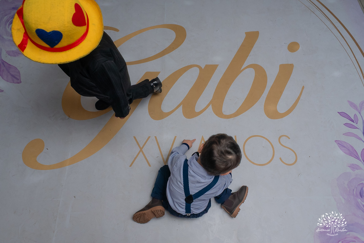 debutante - aniversário de 15 anos - Gabriela - making of - valsa - família - amigos - recepção calorosa - noite inesquecível - emoção - dança - coreografias  - fotografia de 15 anos – Antonio Rocha Fotografias - Pelotas - Las Palmas - Espaço Mayer