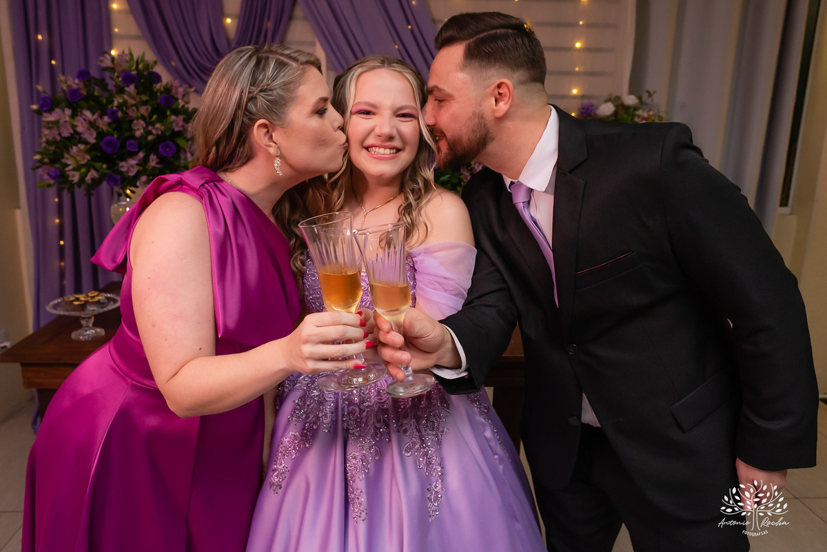 debutante - aniversário de 15 anos - Gabriela - making of - valsa - família - amigos - recepção calorosa - noite inesquecível - emoção - dança - coreografias  - fotografia de 15 anos – Antonio Rocha Fotografias - Pelotas - Las Palmas - Espaço Mayer