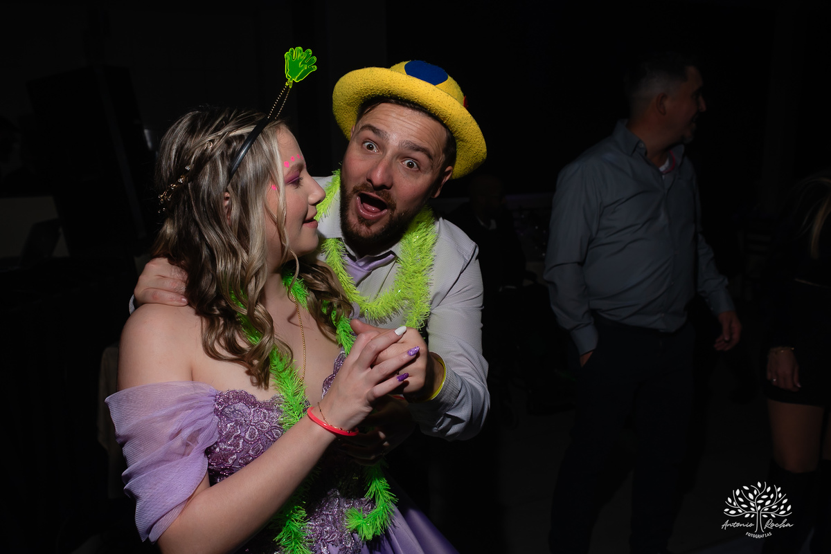 debutante - aniversário de 15 anos - Gabriela - making of - valsa - família - amigos - recepção calorosa - noite inesquecível - emoção - dança - coreografias  - fotografia de 15 anos – Antonio Rocha Fotografias - Pelotas - Las Palmas - Espaço Mayer