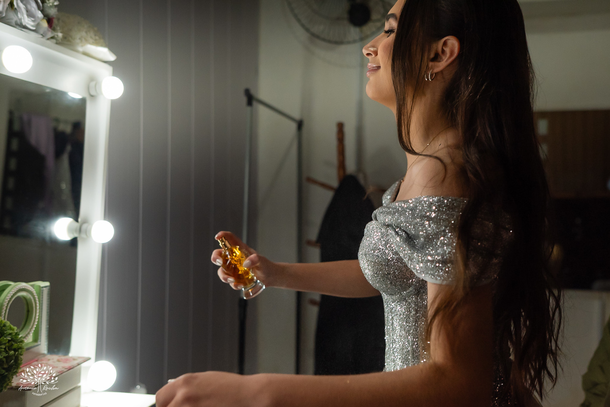 15 anos - festa de debutante - ensaio de 15 anos - fotografia de 15 anos - fotógrafo de debutante - making of 15 anos - valsa 15 anos - pista de dança animada - fotografia de festa  - Pelotas - Antonio Rocha Fotografias - aniversário de 15 anos - debutant