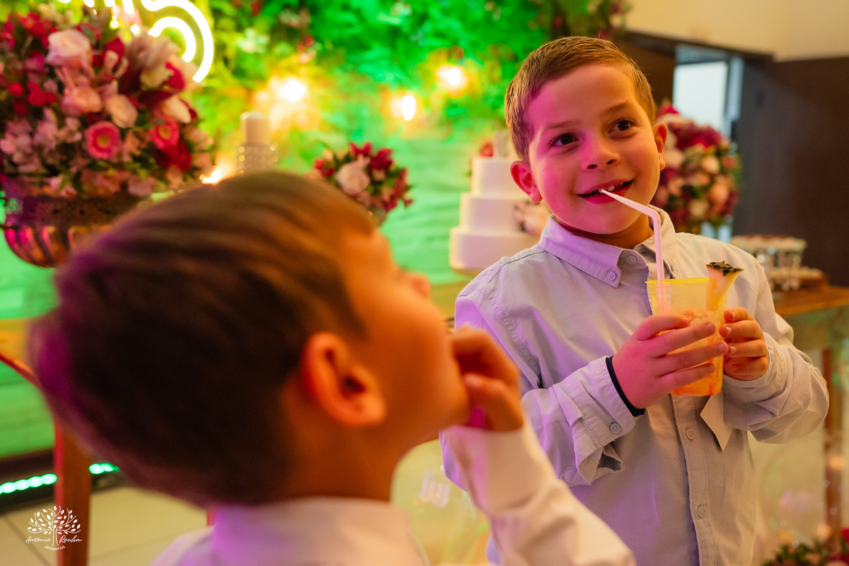 15 anos - festa de debutante - ensaio de 15 anos - fotografia de 15 anos - fotógrafo de debutante - making of 15 anos - valsa 15 anos - pista de dança animada - fotografia de festa  - Pelotas - Antonio Rocha Fotografias - aniversário de 15 anos - debutant