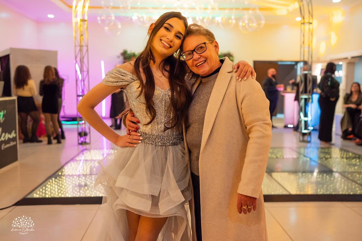 15 anos - festa de debutante - ensaio de 15 anos - fotografia de 15 anos - fotógrafo de debutante - making of 15 anos - valsa 15 anos - pista de dança animada - fotografia de festa  - Pelotas - Antonio Rocha Fotografias - aniversário de 15 anos - debutant