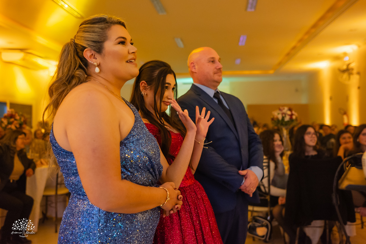 15 anos - festa de debutante - ensaio de 15 anos - fotografia de 15 anos - fotógrafo de debutante - making of 15 anos - valsa 15 anos - pista de dança animada - fotografia de festa  - Pelotas - Antonio Rocha Fotografias - aniversário de 15 anos - debutant