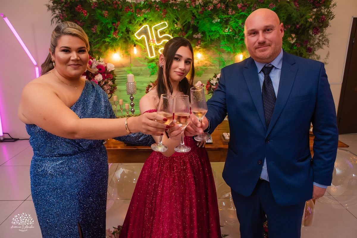 15 anos - festa de debutante - ensaio de 15 anos - fotografia de 15 anos - fotógrafo de debutante - making of 15 anos - valsa 15 anos - pista de dança animada - fotografia de festa  - Pelotas - Antonio Rocha Fotografias - aniversário de 15 anos - debutant