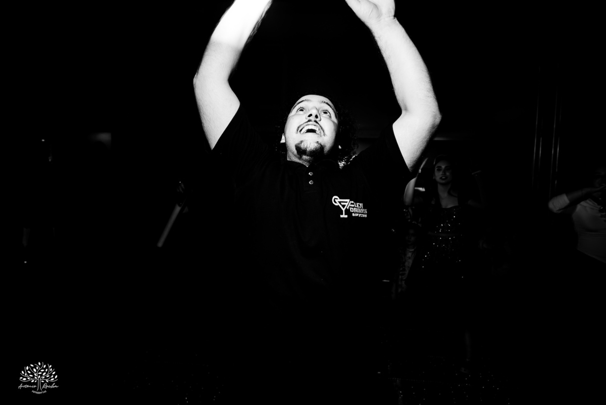 15 anos - festa de debutante - ensaio de 15 anos - fotografia de 15 anos - fotógrafo de debutante - making of 15 anos - valsa 15 anos - pista de dança animada - fotografia de festa  - Pelotas - Antonio Rocha Fotografias - aniversário de 15 anos - debutant