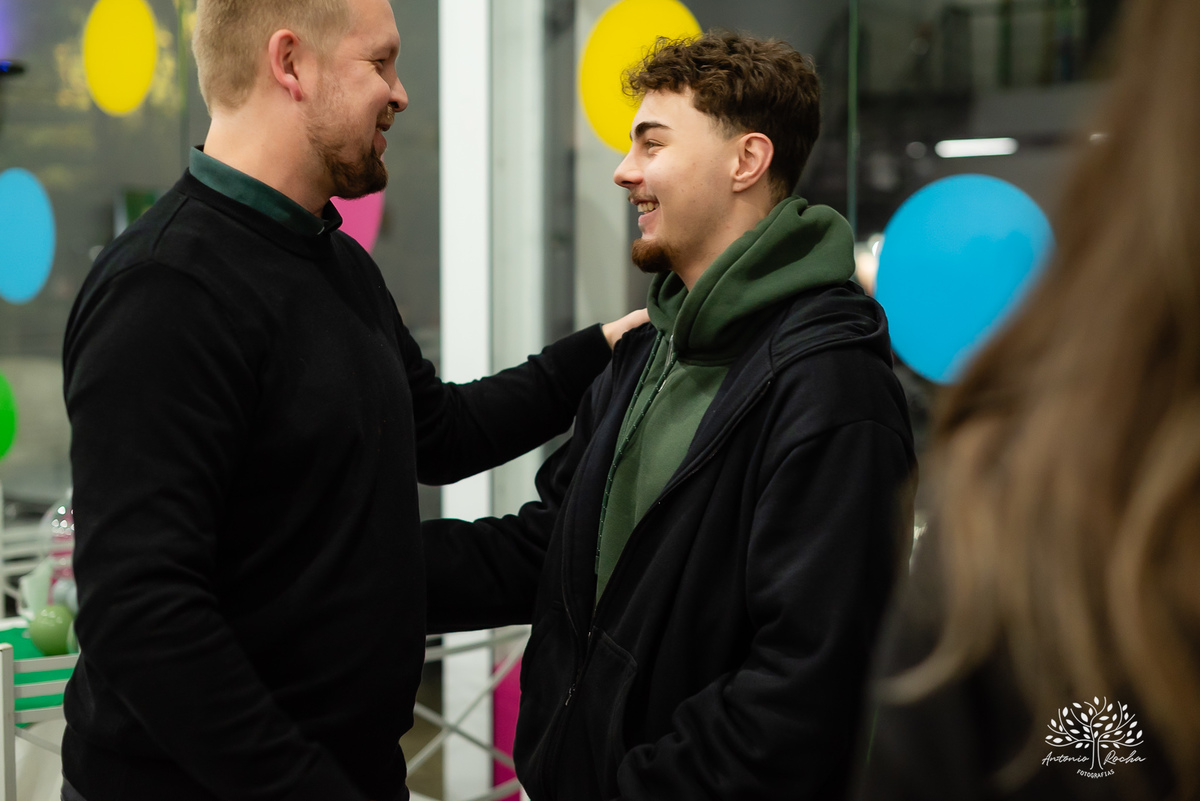 aniversário infantil - fotografia de aniversário - festa temática - trem - fotografia profissional - decoração de festa - Casa da Fantasia - balões personalizados - fotografia criativa - Pelotas – Loly Pop - Antonio Rocha Fotografia - bolo infantil