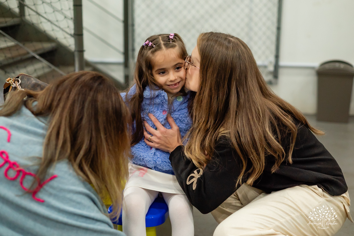 aniversário infantil - fotografia de aniversário - festa temática - trem - fotografia profissional - decoração de festa - Casa da Fantasia - balões personalizados - fotografia criativa - Pelotas – Loly Pop - Antonio Rocha Fotografia - bolo infantil