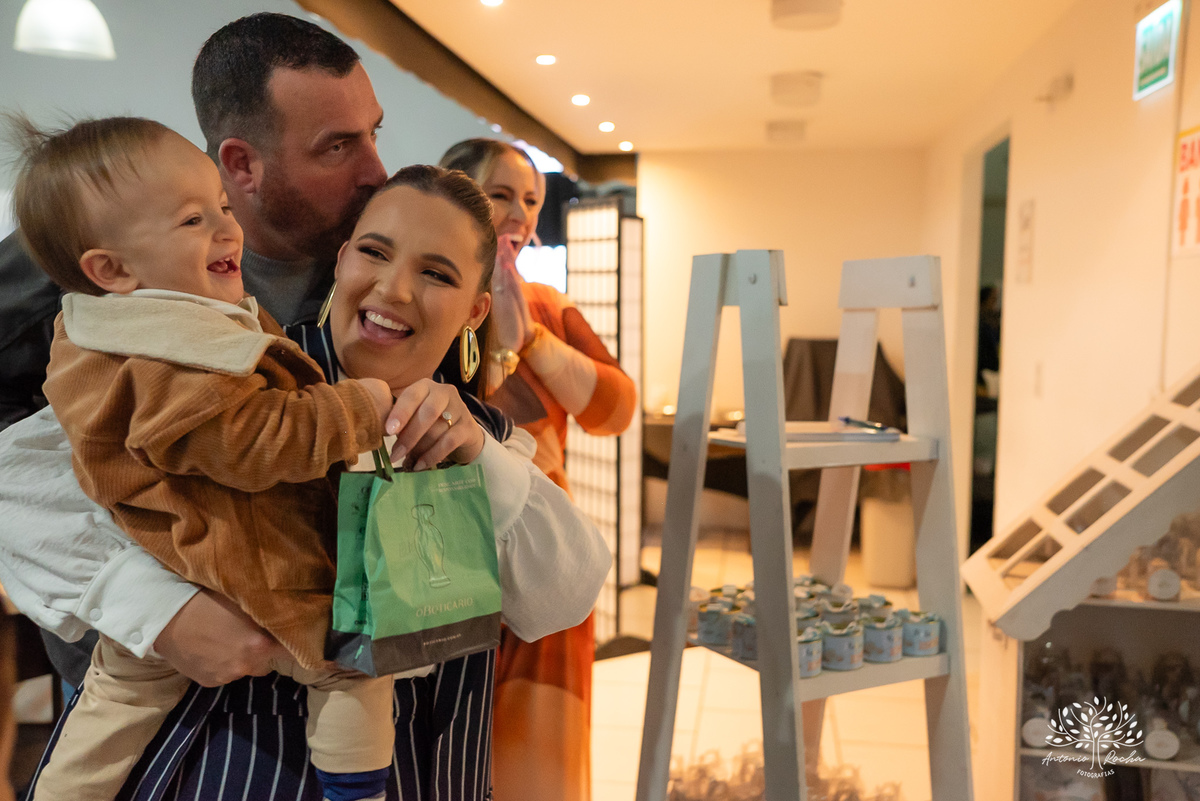 primeiro aninho - festa infantil - fotografia de aniversário - Cliff Kids - túnel de fotos - balões - letreiro one - família reunida - homenagens emocionantes - Let it Be - Beatles - parabéns emocionante - Antonio Rocha Fotografias - Renata Dalbann