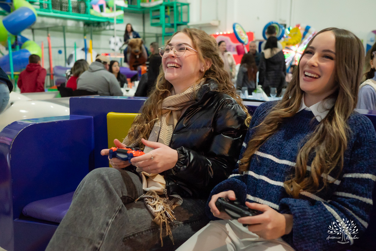 primeiro aninho - festa infantil - fotografia de aniversário - Cliff Kids - túnel de fotos - balões - letreiro one - família reunida - homenagens emocionantes - Let it Be - Beatles - parabéns emocionante - Antonio Rocha Fotografias - Renata Dalbann