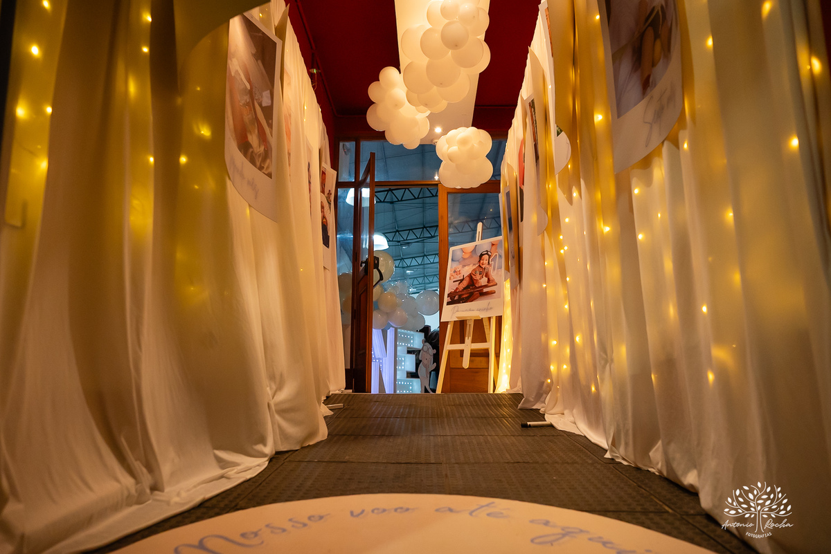 primeiro aninho - festa infantil - fotografia de aniversário - Cliff Kids - túnel de fotos - balões - letreiro one - família reunida - homenagens emocionantes - Let it Be - Beatles - parabéns emocionante - Antonio Rocha Fotografias - Renata Dalbann