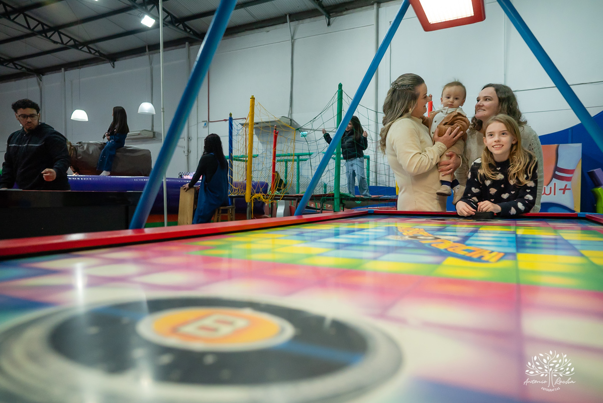 primeiro aninho - festa infantil - fotografia de aniversário - Cliff Kids - túnel de fotos - balões - letreiro one - família reunida - homenagens emocionantes - Let it Be - Beatles - parabéns emocionante - Antonio Rocha Fotografias - Renata Dalbann