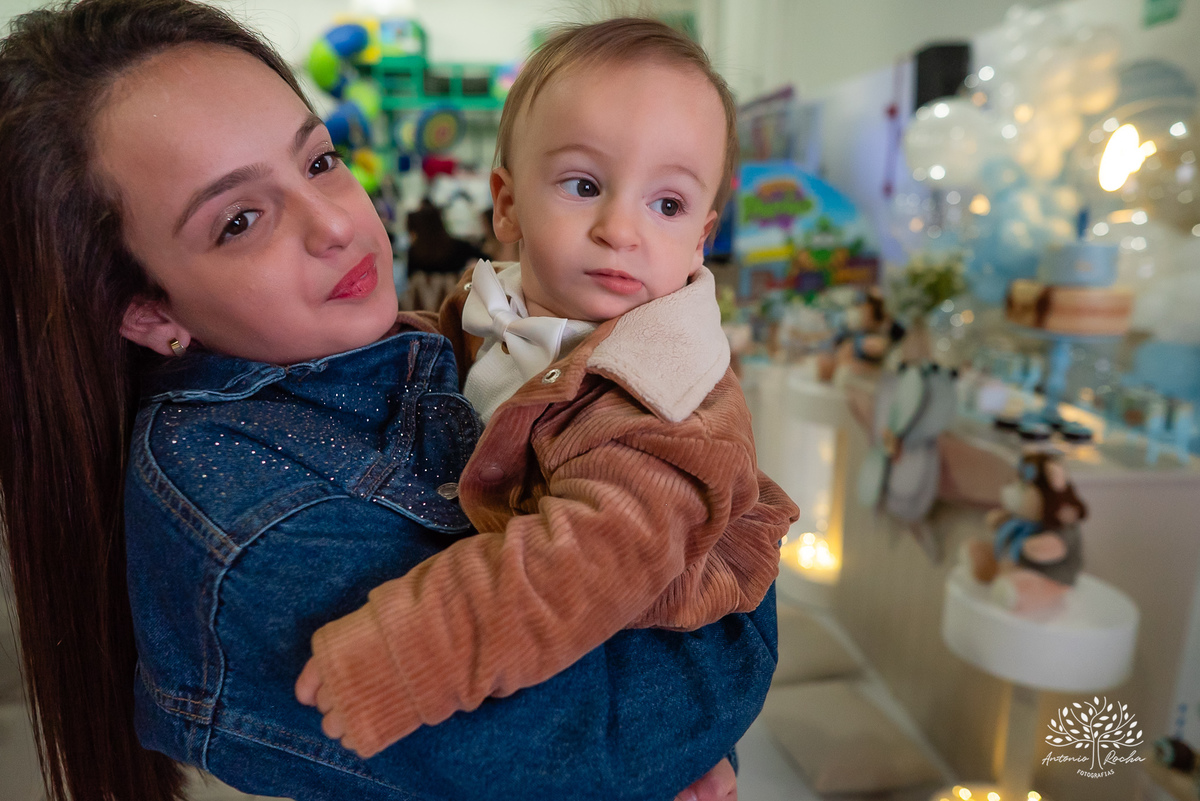 primeiro aninho - festa infantil - fotografia de aniversário - Cliff Kids - túnel de fotos - balões - letreiro one - família reunida - homenagens emocionantes - Let it Be - Beatles - parabéns emocionante - Antonio Rocha Fotografias - Renata Dalbann