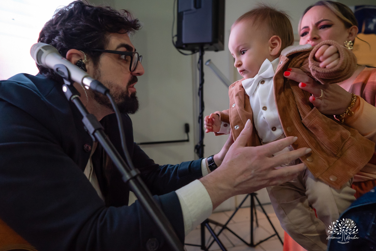 primeiro aninho - festa infantil - fotografia de aniversário - Cliff Kids - túnel de fotos - balões - letreiro one - família reunida - homenagens emocionantes - Let it Be - Beatles - parabéns emocionante - Antonio Rocha Fotografias - Renata Dalbann