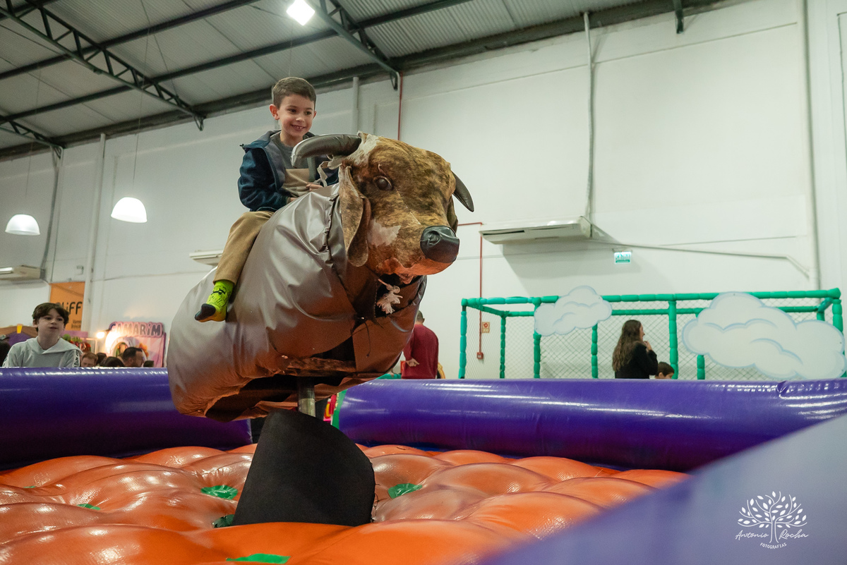 primeiro aninho - festa infantil - fotografia de aniversário - Cliff Kids - túnel de fotos - balões - letreiro one - família reunida - homenagens emocionantes - Let it Be - Beatles - parabéns emocionante - Antonio Rocha Fotografias - Renata Dalbann