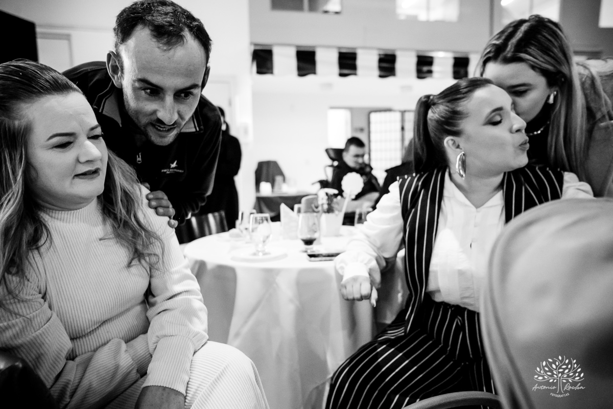 primeiro aninho - festa infantil - fotografia de aniversário - Cliff Kids - túnel de fotos - balões - letreiro one - família reunida - homenagens emocionantes - Let it Be - Beatles - parabéns emocionante - Antonio Rocha Fotografias - Renata Dalbann