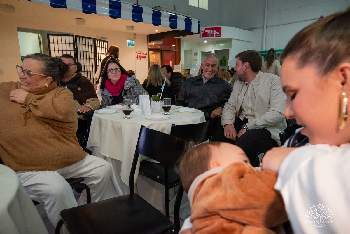 primeiro aninho - festa infantil - fotografia de aniversário - Cliff Kids - túnel de fotos - balões - letreiro one - família reunida - homenagens emocionantes - Let it Be - Beatles - parabéns emocionante - Antonio Rocha Fotografias - Renata Dalbann