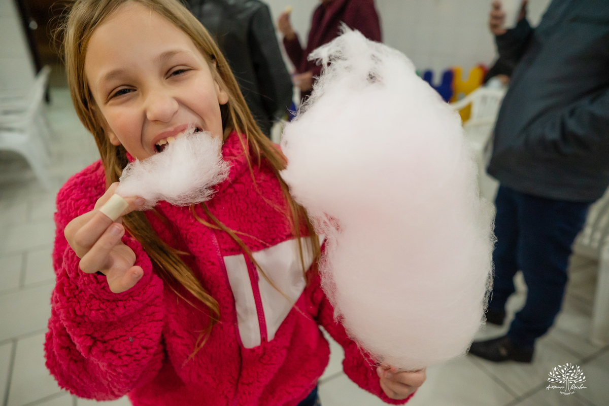 Festa em dose dupla - gêmeos - aniversário infantil - Kiko e Chaves - festa colorida - diversão - família - irmãos - parabéns - chuva de neve - Roxito - docinhos caseiros - aninho registros fotográficos - Antonio Rocha Fotografias - Renata Dalbann