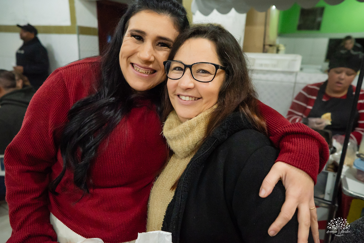 Festa em dose dupla - gêmeos - aniversário infantil - Kiko e Chaves - festa colorida - diversão - família - irmãos - parabéns - chuva de neve - Roxito - docinhos caseiros - aninho registros fotográficos - Antonio Rocha Fotografias - Renata Dalbann