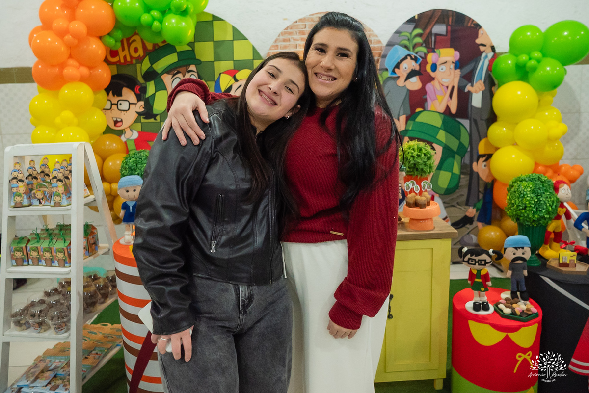 Festa em dose dupla - gêmeos - aniversário infantil - Kiko e Chaves - festa colorida - diversão - família - irmãos - parabéns - chuva de neve - Roxito - docinhos caseiros - aninho registros fotográficos - Antonio Rocha Fotografias - Renata Dalbann