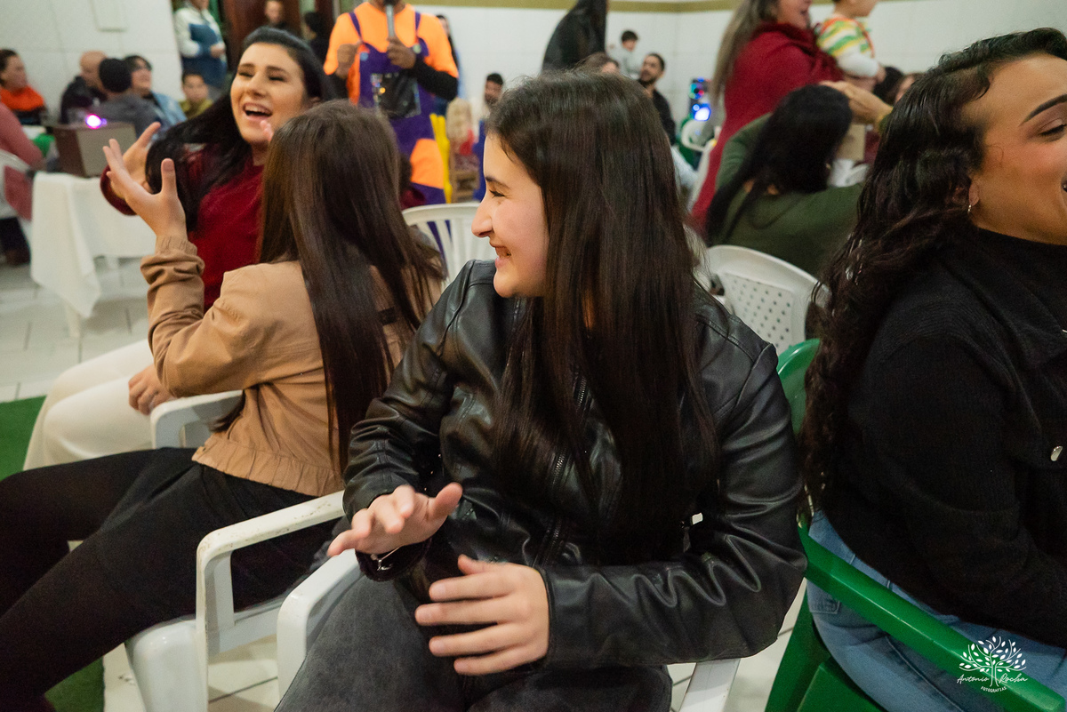 Festa em dose dupla - gêmeos - aniversário infantil - Kiko e Chaves - festa colorida - diversão - família - irmãos - parabéns - chuva de neve - Roxito - docinhos caseiros - aninho registros fotográficos - Antonio Rocha Fotografias - Renata Dalbann