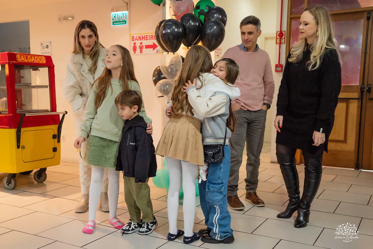 fotografia-infantil - fotógrafo-de-aniversário - fotografia-com-família - fotografia-de-crianças - fotografia-afetiva - fotógrafo-em-pelotas - fotografia-de-família - festa-infantil-com-irmãos - lembranças-em-fotografias - -antonio-rocha - renata dalbann