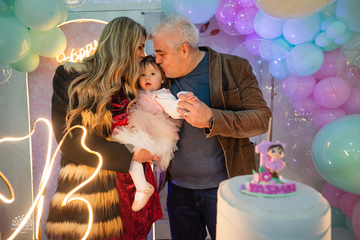 fotografia infantil - primeiro aninho - Arte e Riso - festa infantil - fotografia de aniversário - ensaio infantil - borboletas na decoração  - batizado Yasmin - fotógrafo em Pelotas - Antonio Rocha Fotografias – Fotógrafo Aniversário Infantil