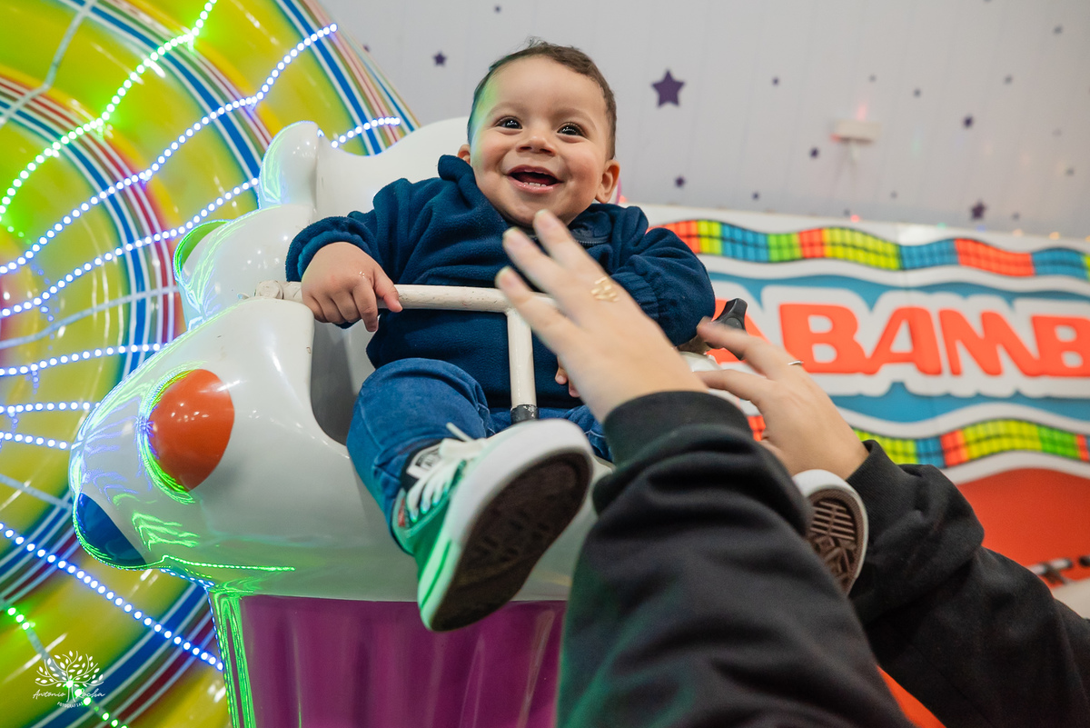 fotografia infantil - primeiro aninho - Arte e Riso - festa infantil - fotografia de aniversário - ensaio infantil - borboletas na decoração  - batizado Yasmin - fotógrafo em Pelotas - Antonio Rocha Fotografias – Fotógrafo Aniversário Infantil