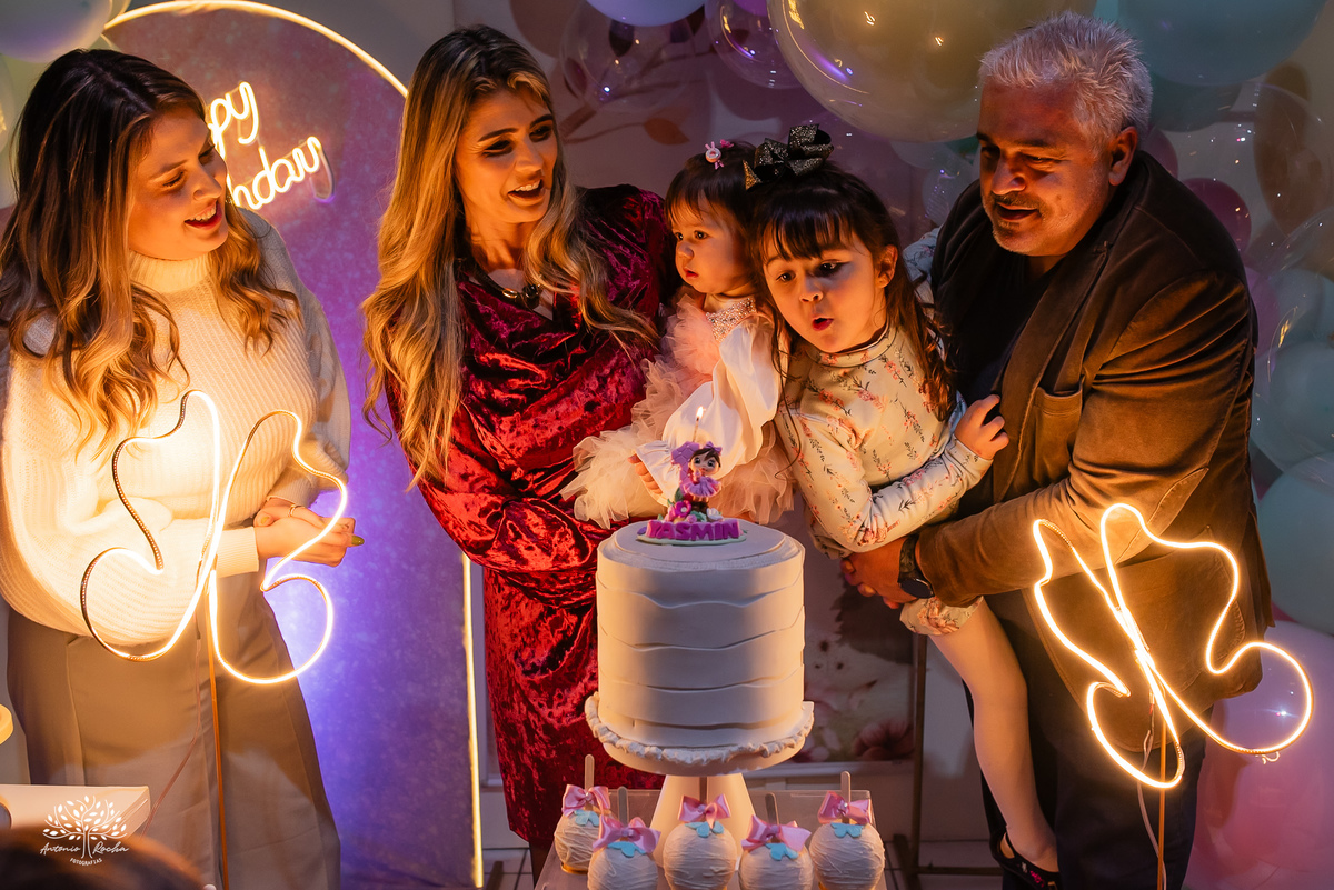 fotografia infantil - primeiro aninho - Arte e Riso - festa infantil - fotografia de aniversário - ensaio infantil - borboletas na decoração  - batizado Yasmin - fotógrafo em Pelotas - Antonio Rocha Fotografias – Fotógrafo Aniversário Infantil