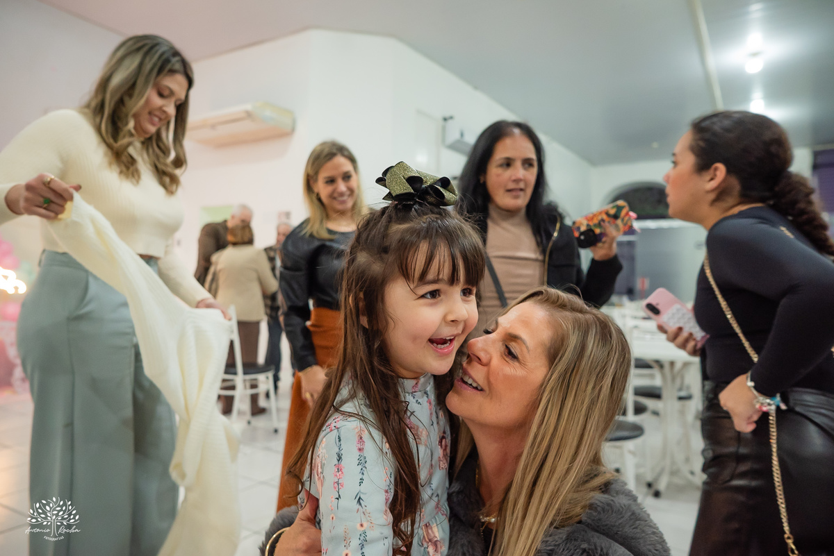 fotografia infantil - primeiro aninho - Arte e Riso - festa infantil - fotografia de aniversário - ensaio infantil - borboletas na decoração  - batizado Yasmin - fotógrafo em Pelotas - Antonio Rocha Fotografias – Fotógrafo Aniversário Infantil
