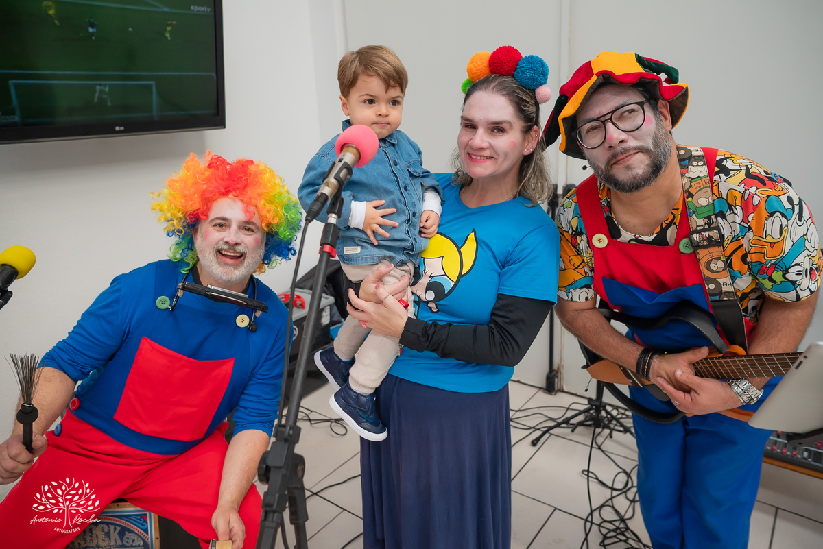 fotografia de aniversário infantil - fotógrafo em Pelotas - Mundo Bita - fotos de crianças - fotografia criativa - fotos espontâneas - fotografia de família - fotógrafo de festas infantis - fotógrafo Antonio Rocha - fotografias Renata Dalbann – Cliff kids