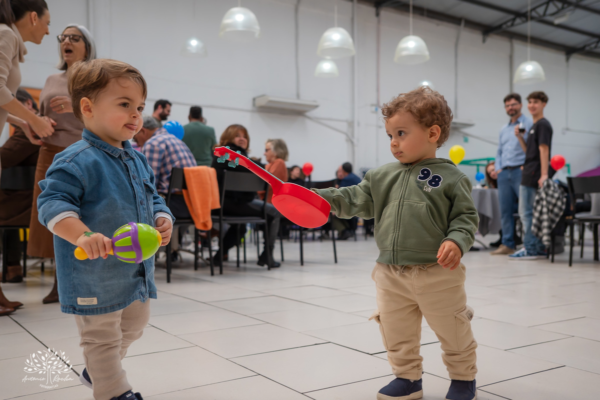 fotografia de aniversário infantil - fotógrafo em Pelotas - Mundo Bita - fotos de crianças - fotografia criativa - fotos espontâneas - fotografia de família - fotógrafo de festas infantis - fotógrafo Antonio Rocha - fotografias Renata Dalbann – Cliff kids