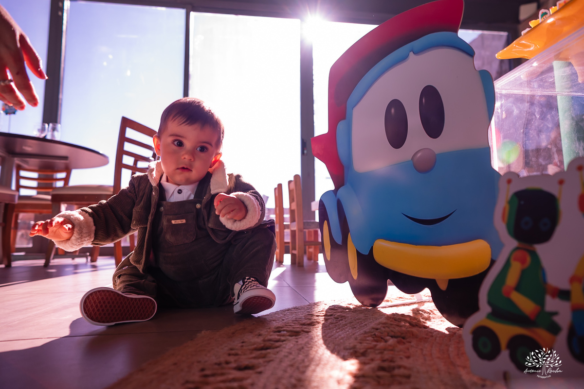 fotógrafo de aniversário infantil - fotografia de festas - primeiro aninho - fotografia infantil criativa - ensaio de aniversário - fotografia espontânea - fotógrafo em Pelotas - fotografia de crianças - fotos de família - Antonio Rocha Fotografias