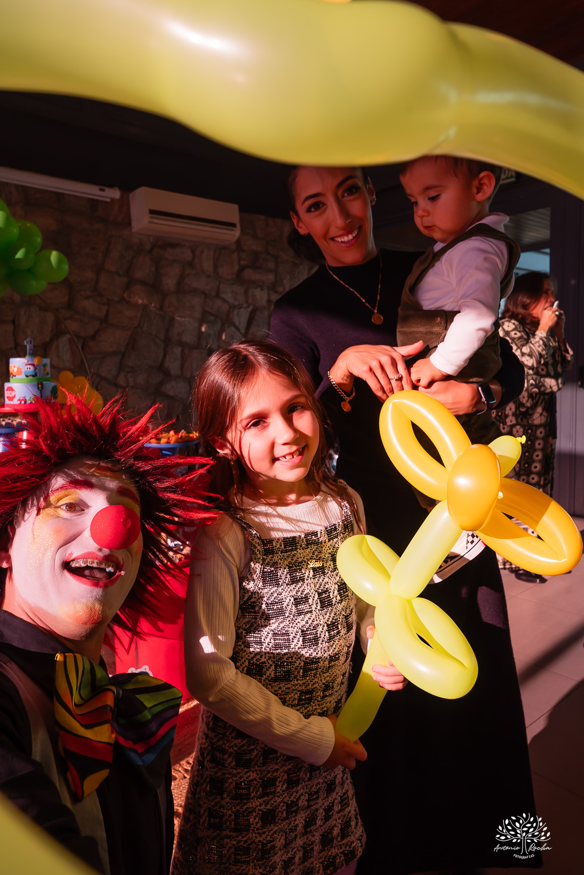 fotógrafo de aniversário infantil - fotografia de festas - primeiro aninho - fotografia infantil criativa - ensaio de aniversário - fotografia espontânea - fotógrafo em Pelotas - fotografia de crianças - fotos de família - Antonio Rocha Fotografias