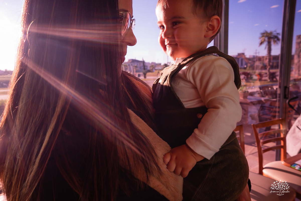 fotógrafo de aniversário infantil - fotografia de festas - primeiro aninho - fotografia infantil criativa - ensaio de aniversário - fotografia espontânea - fotógrafo em Pelotas - fotografia de crianças - fotos de família - Antonio Rocha Fotografias