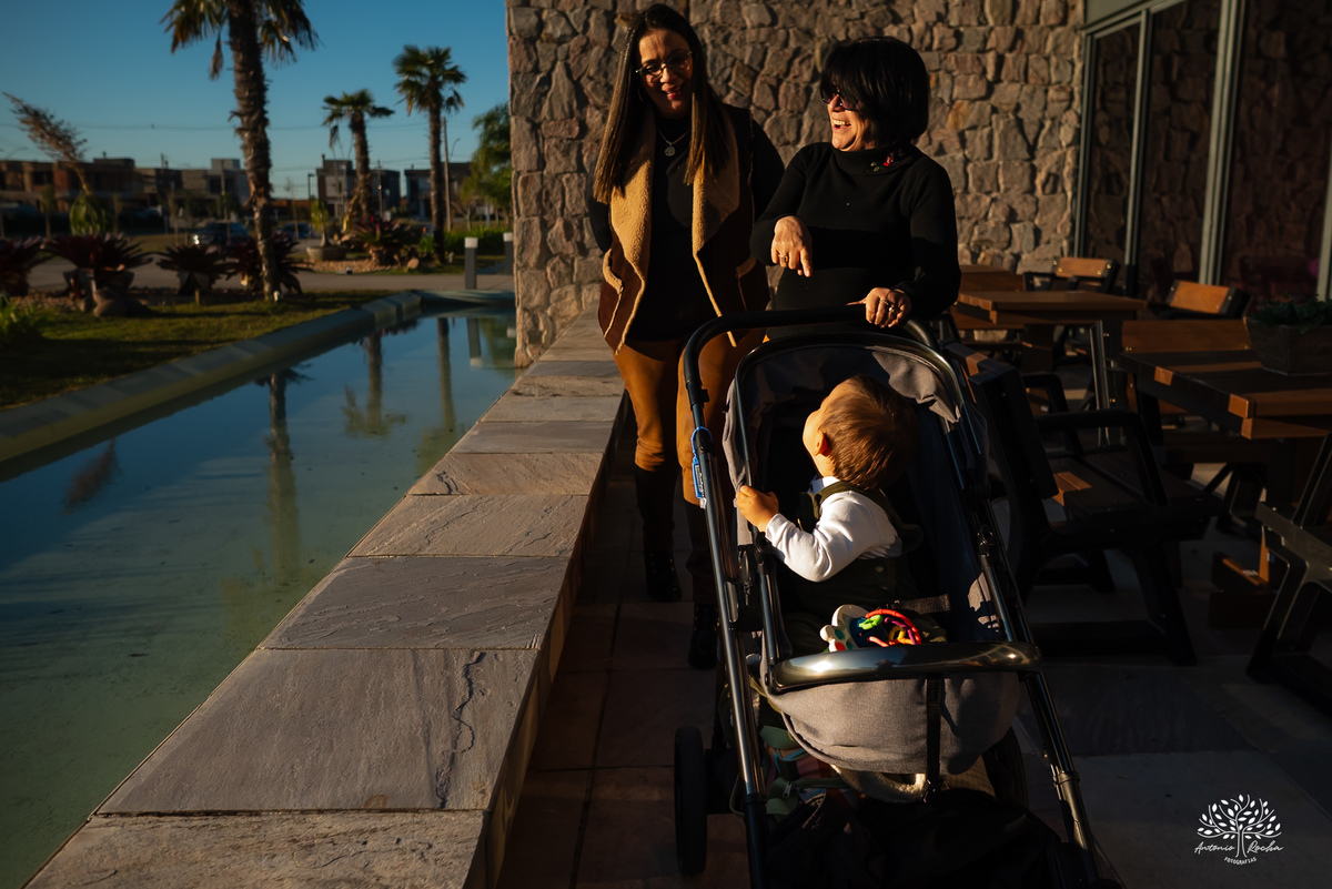 fotógrafo de aniversário infantil - fotografia de festas - primeiro aninho - fotografia infantil criativa - ensaio de aniversário - fotografia espontânea - fotógrafo em Pelotas - fotografia de crianças - fotos de família - Antonio Rocha Fotografias