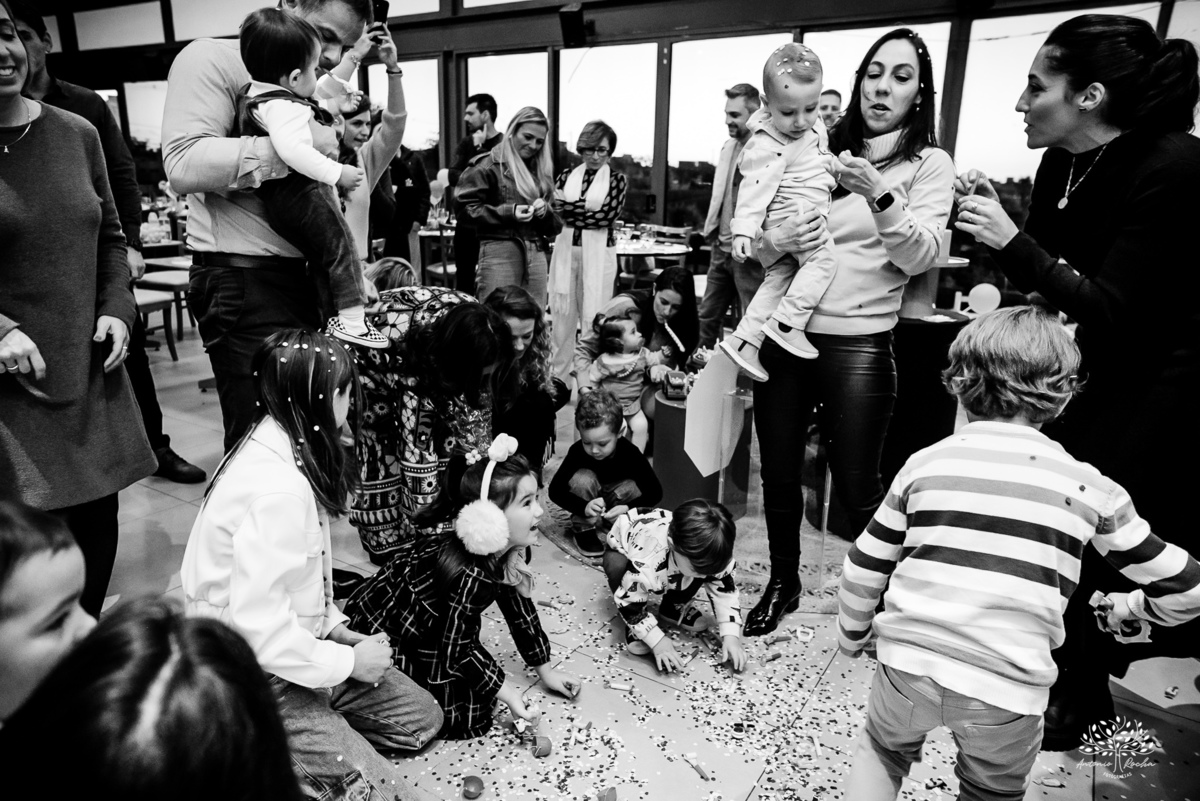 fotógrafo de aniversário infantil - fotografia de festas - primeiro aninho - fotografia infantil criativa - ensaio de aniversário - fotografia espontânea - fotógrafo em Pelotas - fotografia de crianças - fotos de família - Antonio Rocha Fotografias
