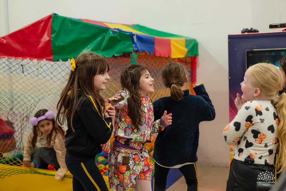 fotografia infantil - reencontros em família - salão Loly Pop - Bobbies Good Desenho - fotos espontâneas - registrar memórias - Antonio Rocha Fotografias - fotógrafo em Pelotas – Loly Pop lembranças da infância - fotos de aniversário - fotografia infantil