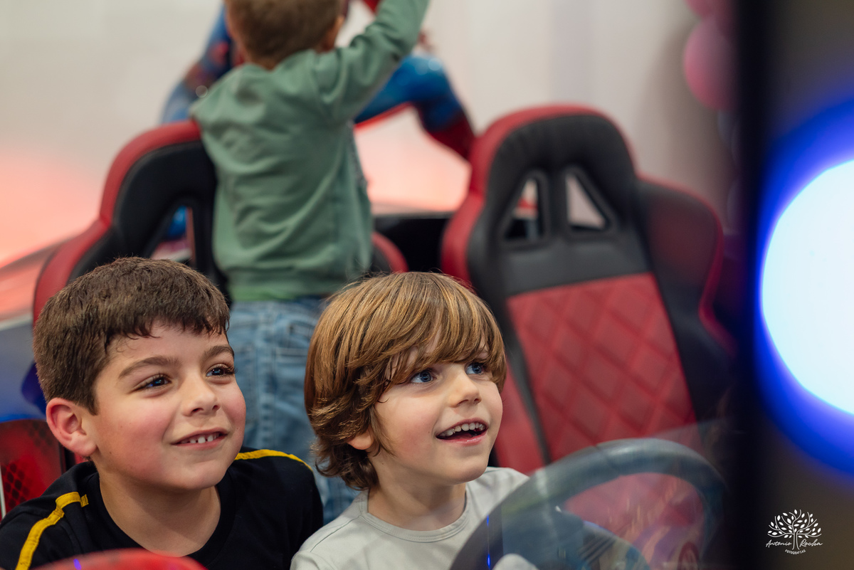 fotografia infantil - reencontros em família - salão Loly Pop - Bobbies Good Desenho - fotos espontâneas - registrar memórias - Antonio Rocha Fotografias - fotógrafo em Pelotas – Loly Pop lembranças da infância - fotos de aniversário - fotografia infantil