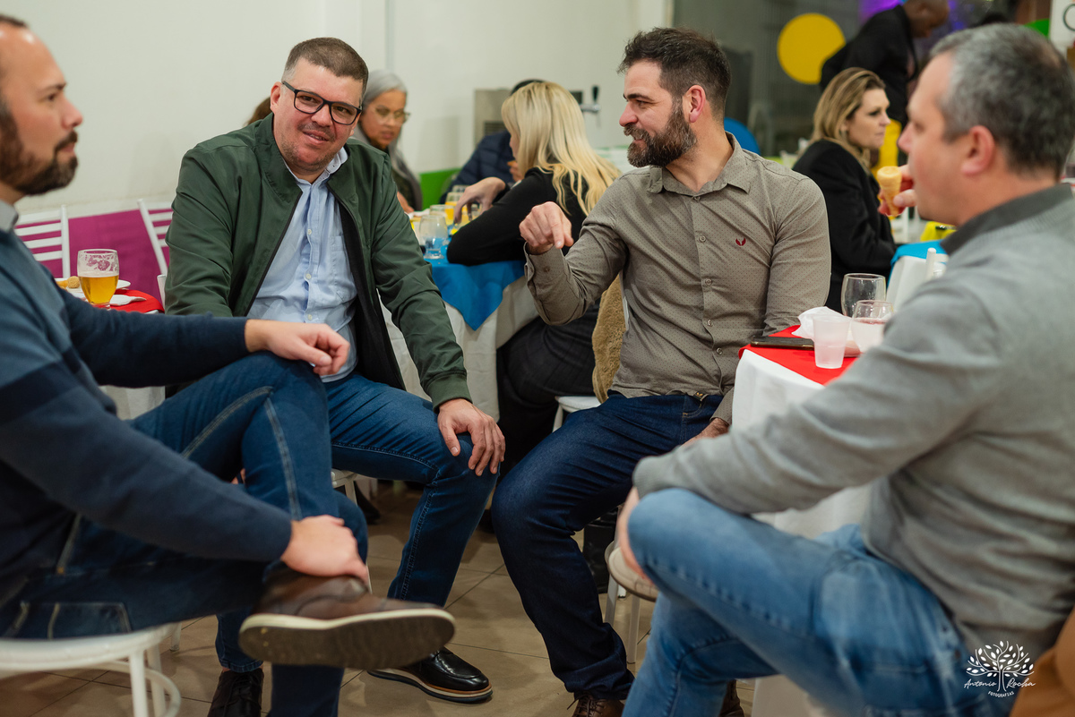 fotografia infantil - reencontros em família - salão Loly Pop - Bobbies Good Desenho - fotos espontâneas - registrar memórias - Antonio Rocha Fotografias - fotógrafo em Pelotas – Loly Pop lembranças da infância - fotos de aniversário - fotografia infantil