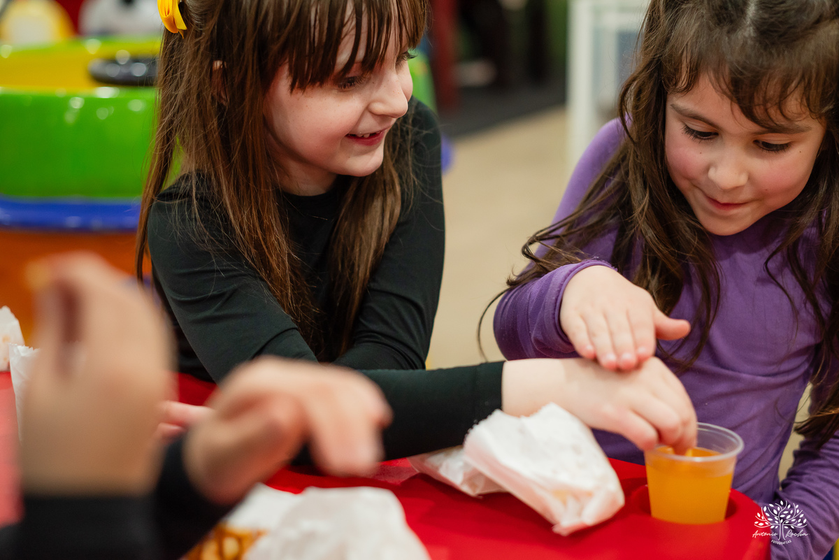 fotografia infantil - reencontros em família - salão Loly Pop - Bobbies Good Desenho - fotos espontâneas - registrar memórias - Antonio Rocha Fotografias - fotógrafo em Pelotas – Loly Pop lembranças da infância - fotos de aniversário - fotografia infantil