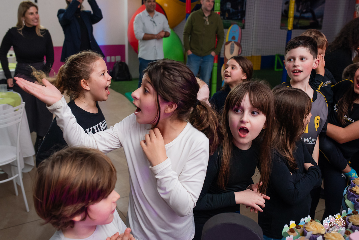 fotografia infantil - reencontros em família - salão Loly Pop - Bobbies Good Desenho - fotos espontâneas - registrar memórias - Antonio Rocha Fotografias - fotógrafo em Pelotas – Loly Pop lembranças da infância - fotos de aniversário - fotografia infantil