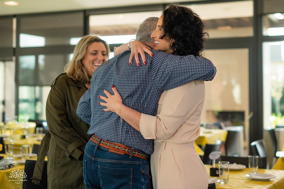 fotografia infantil - fotógrafo de aniversários - registro de infância - festa infantil - fotos espontâneas - fotógrafo em família - lembranças de aniversário - fotografia de criança  - tema Batman - animador Roxito - chuva de neve - Antonio Rochas Fotos