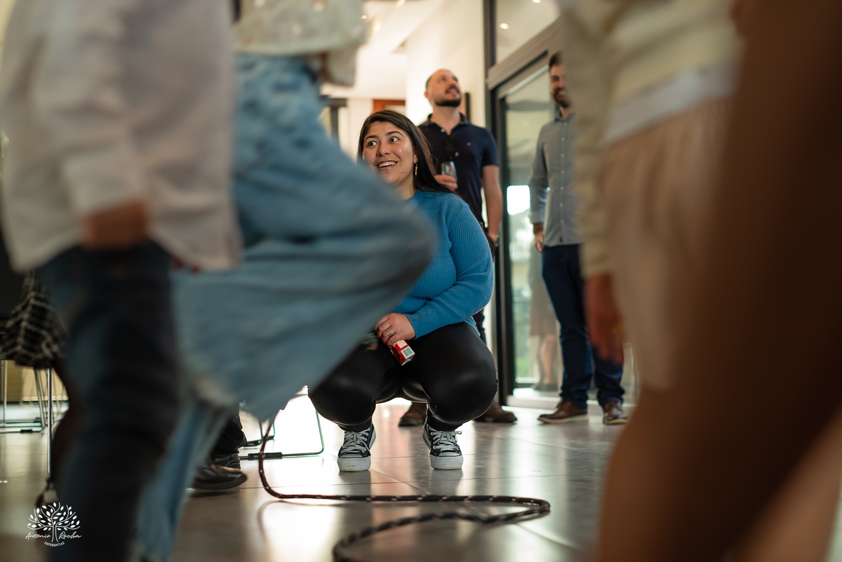 fotografia infantil - fotógrafo de aniversários - registro de infância - festa infantil - fotos espontâneas - fotógrafo em família - lembranças de aniversário - fotografia de criança  - tema Batman - animador Roxito - chuva de neve - Antonio Rochas Fotos