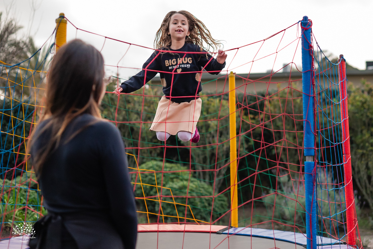 fotografia infantil - fotógrafo de aniversários - registro de infância - festa infantil - fotos espontâneas - fotógrafo em família - lembranças de aniversário - fotografia de criança  - tema Batman - animador Roxito - chuva de neve - Antonio Rochas Fotos