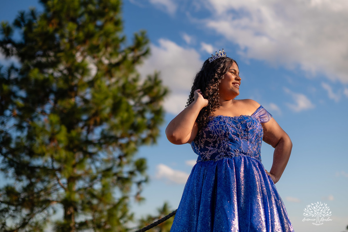 ensaio 15 anos - fotografia debutante - fotos 15 anos Pelotas - ensaio debutante Parque Stone Land - pôr do sol fotos debutante - fotografia espontânea - ensaio externo 15 anos - fotógrafos em Pelotas - Antonio Rocha Fotografias - vestido de 15